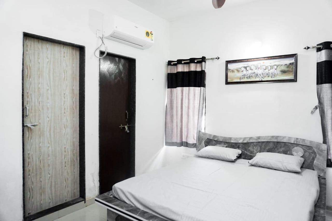 Mahadev Premium Homestay Garudeshwar Экстерьер фото