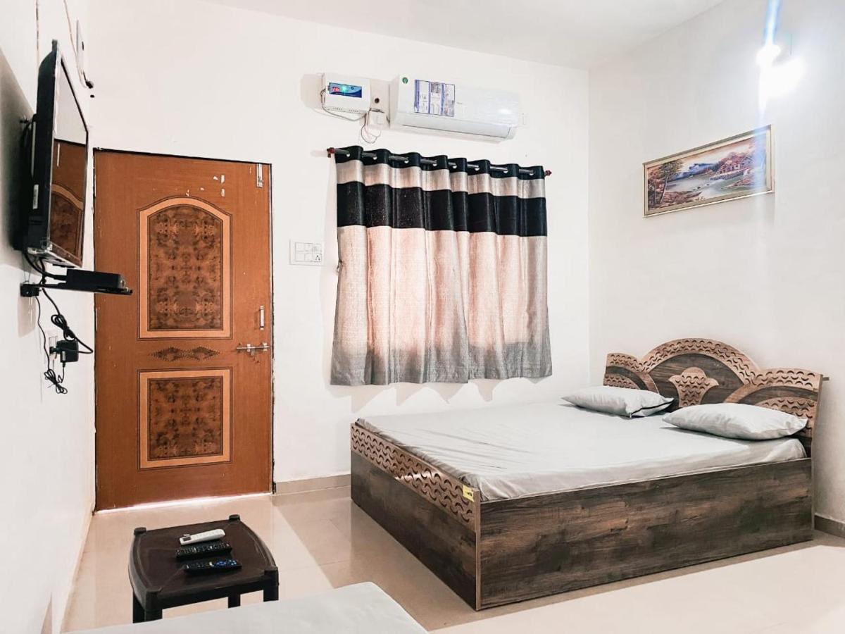 Mahadev Premium Homestay Garudeshwar Экстерьер фото
