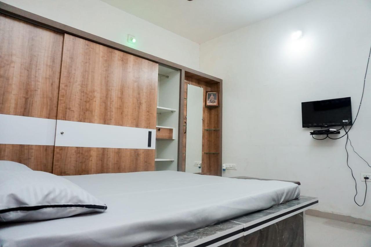 Mahadev Premium Homestay Garudeshwar Экстерьер фото